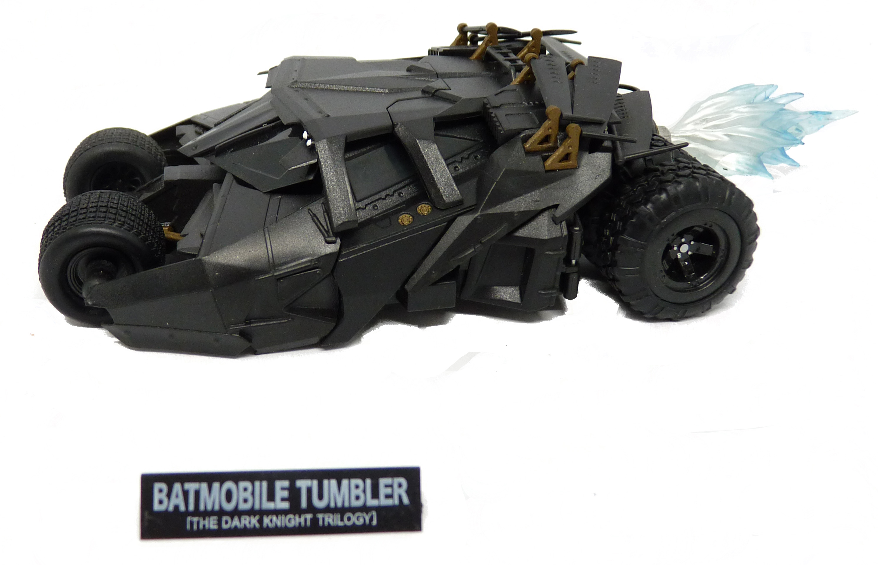 Replika - DC Comics - Batman - Batmobile - Tumbler 14cm - 999 K
