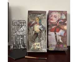 Figurka Harley Quinn 30CM (Nový) - 1399 Kč